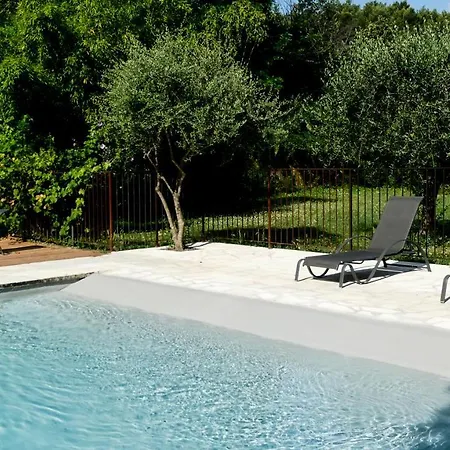 Les Chenes Guest house